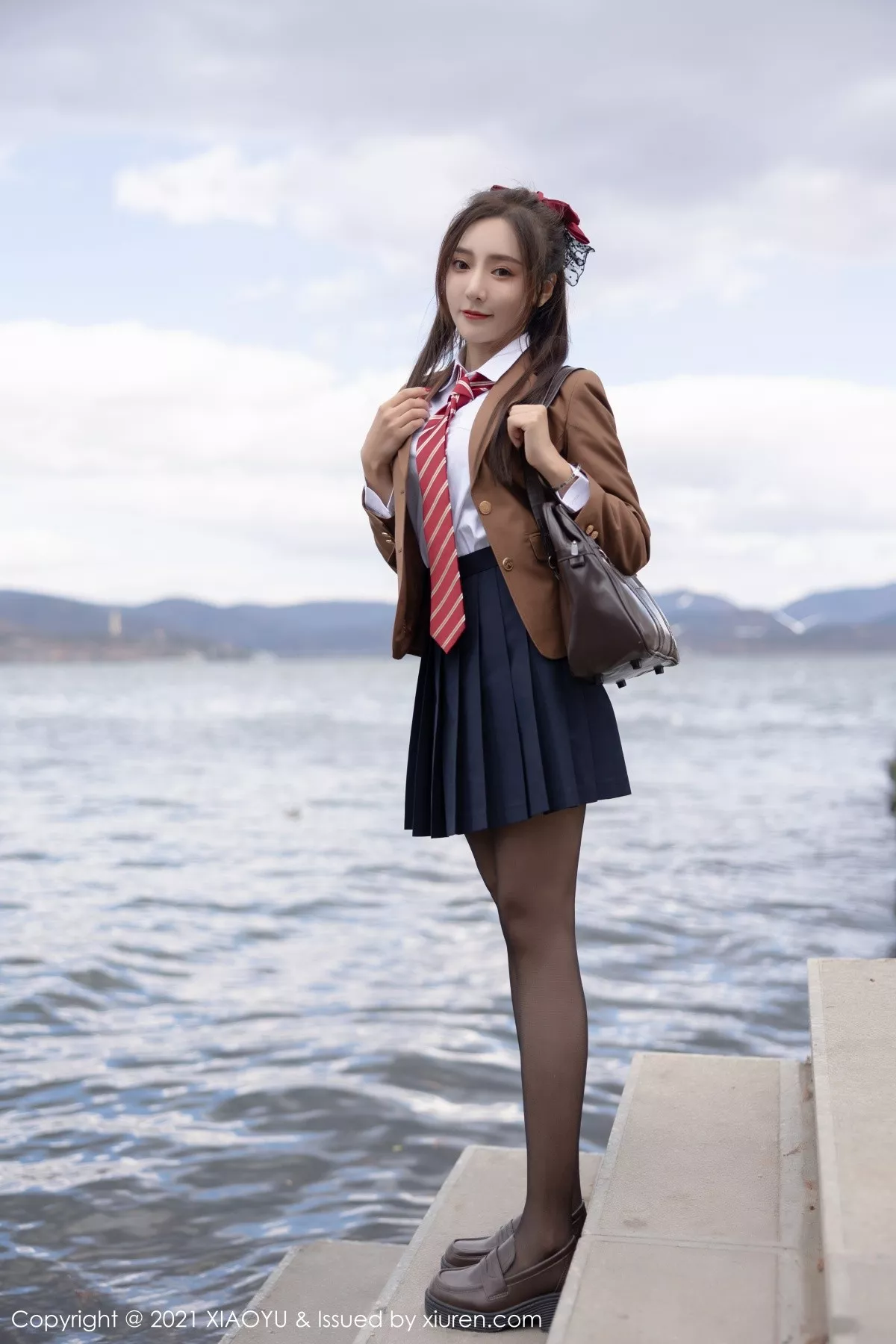 [XiaoYu画语界]Vol.685_女神王馨瑶yanni云南心愿旅拍洱海边与酒店场景迷人诱惑写真80P
