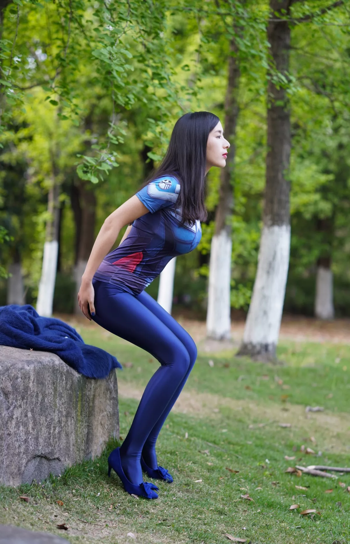 网络美女辣妈女神微信朋友圈资源主题户外性感服饰系列秀完美身材迷人诱惑写真150P