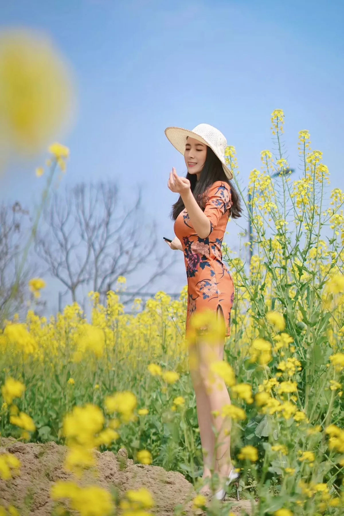 网络美女辣妈女神微信朋友圈资源主题户外性感服饰系列秀完美身材迷人诱惑写真150P