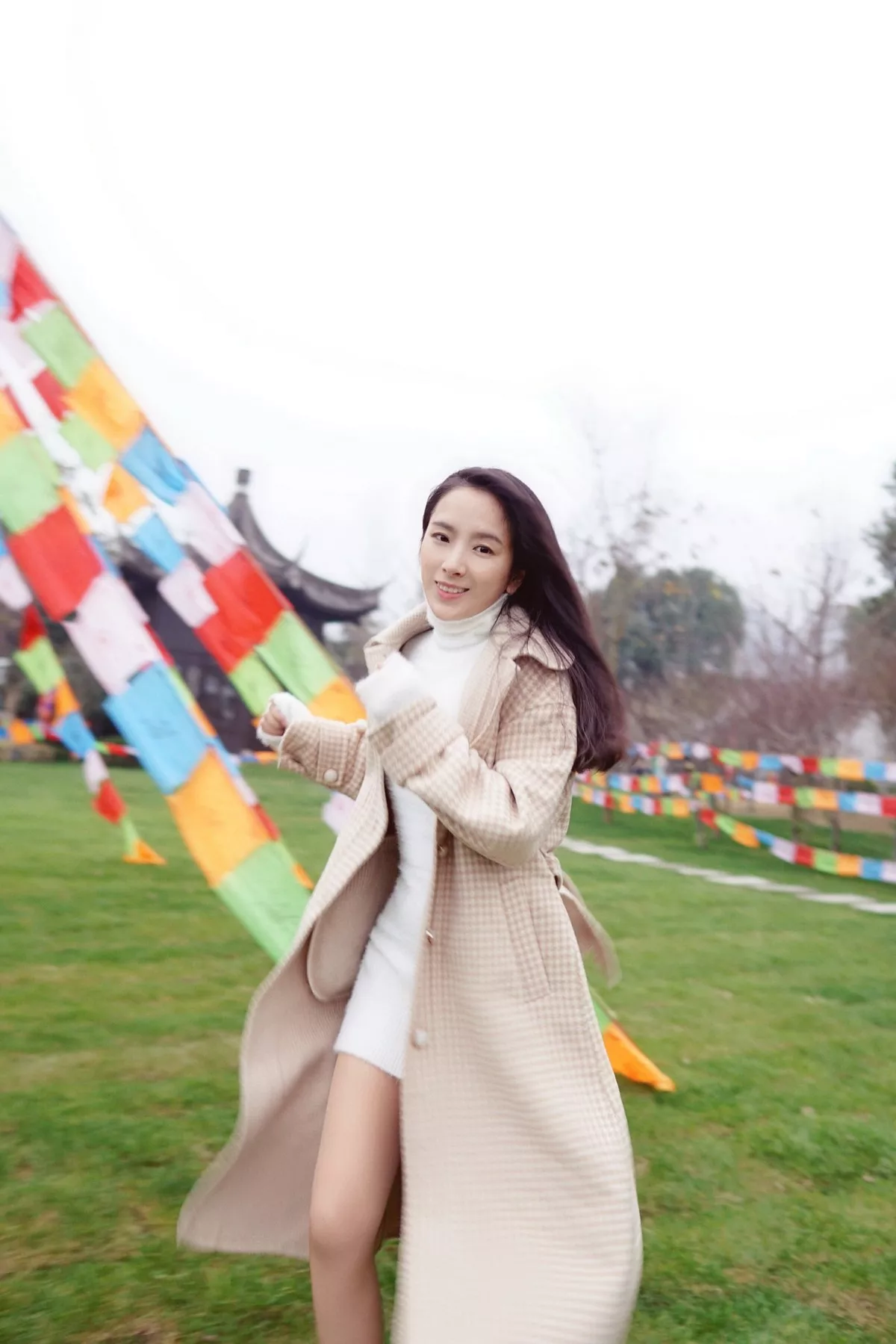 网络美女辣妈女神微信朋友圈资源主题户外性感服饰系列秀完美身材迷人诱惑写真150P