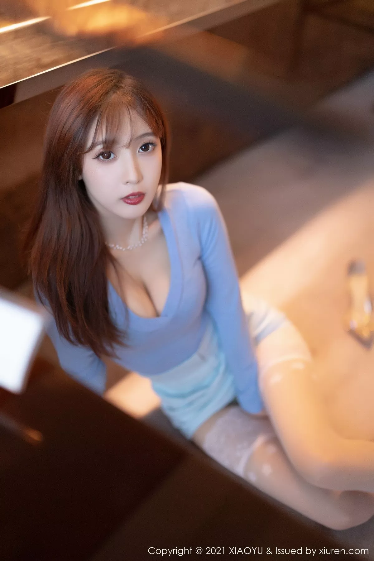 [XiaoYu画语界]Vol.686_模特林星阑淡蓝色紧身上衣半脱露性感内衣配蕾丝袜诱惑写真91P