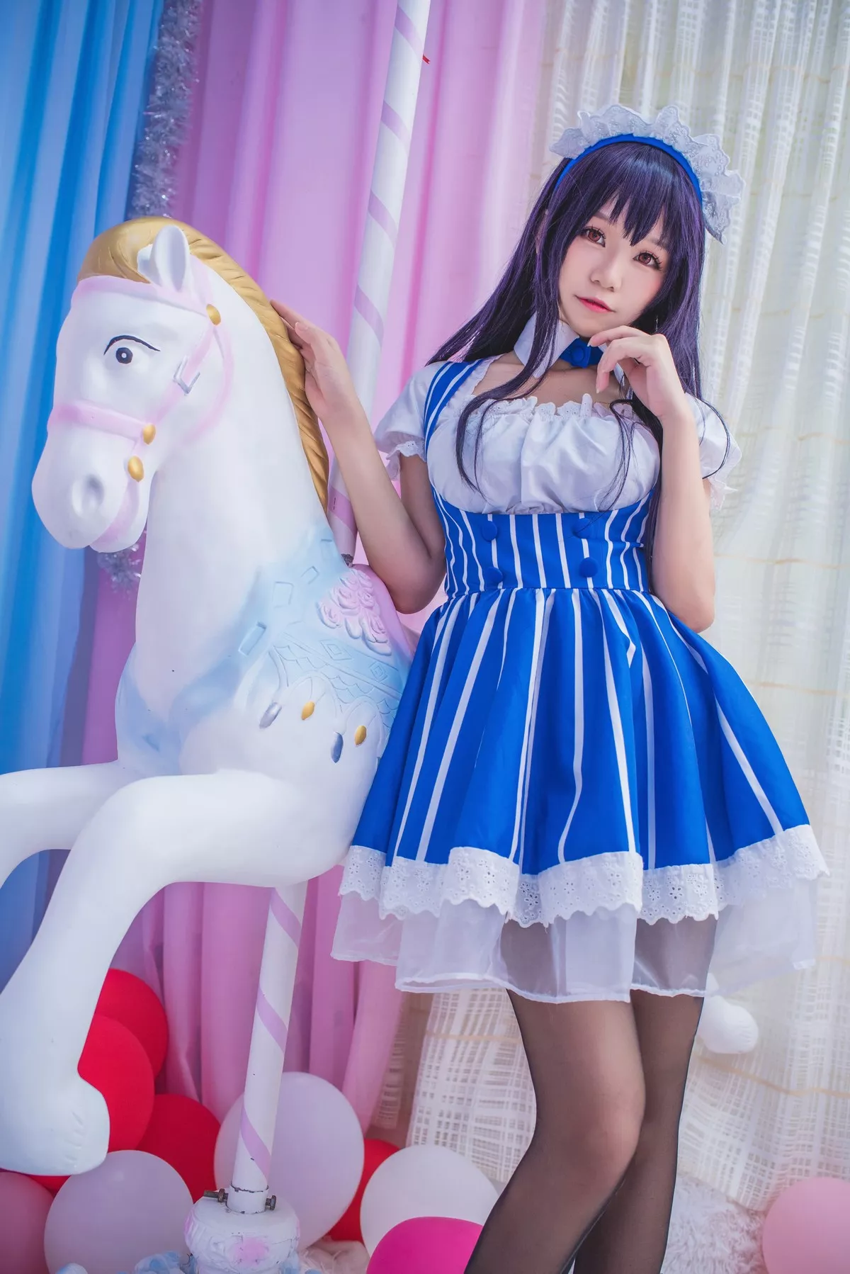 网红Coser白金Saki三个女仆合集主题性感姐妹花女仆装配黑丝秀美腿诱惑写真21P