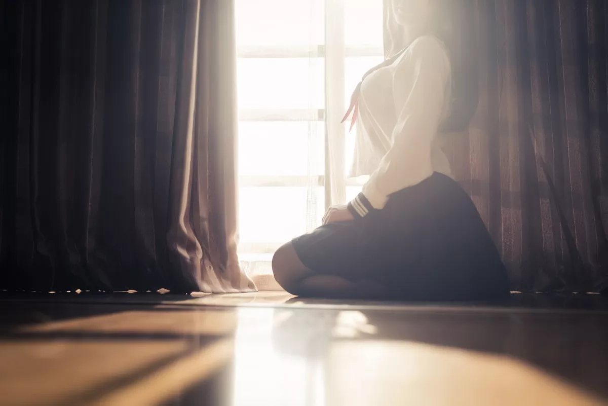 网红Coser白金Saki黑丝水手服主题私房性感水手服配超薄黑丝裤袜完美诱惑写真36P