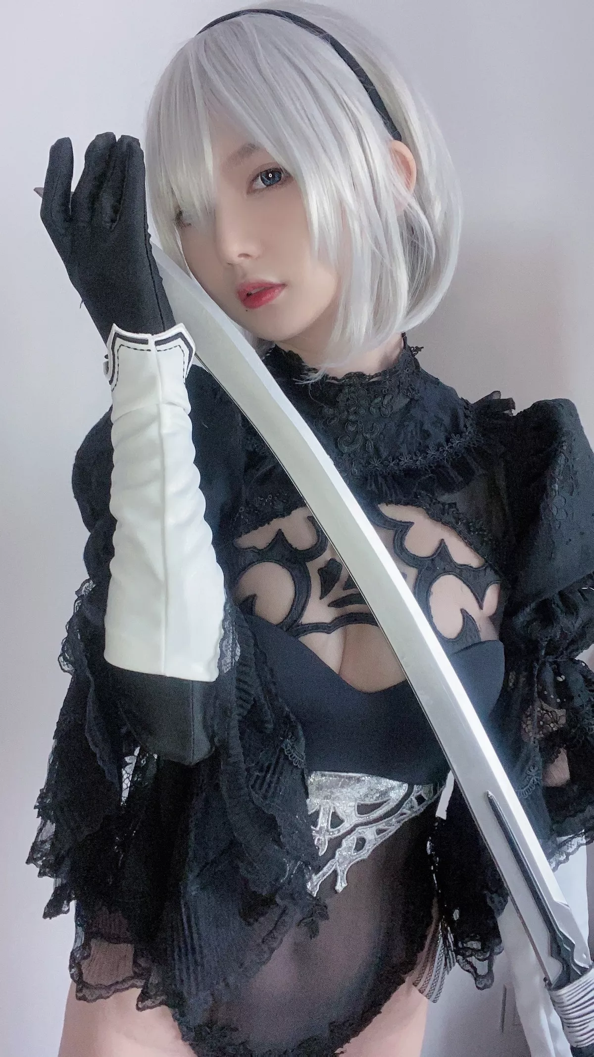 网络美女51酱2B黑婚纱主题性感婚纱配黑色情趣内衣蕾丝袜秀翘臀美腿诱惑写真53P