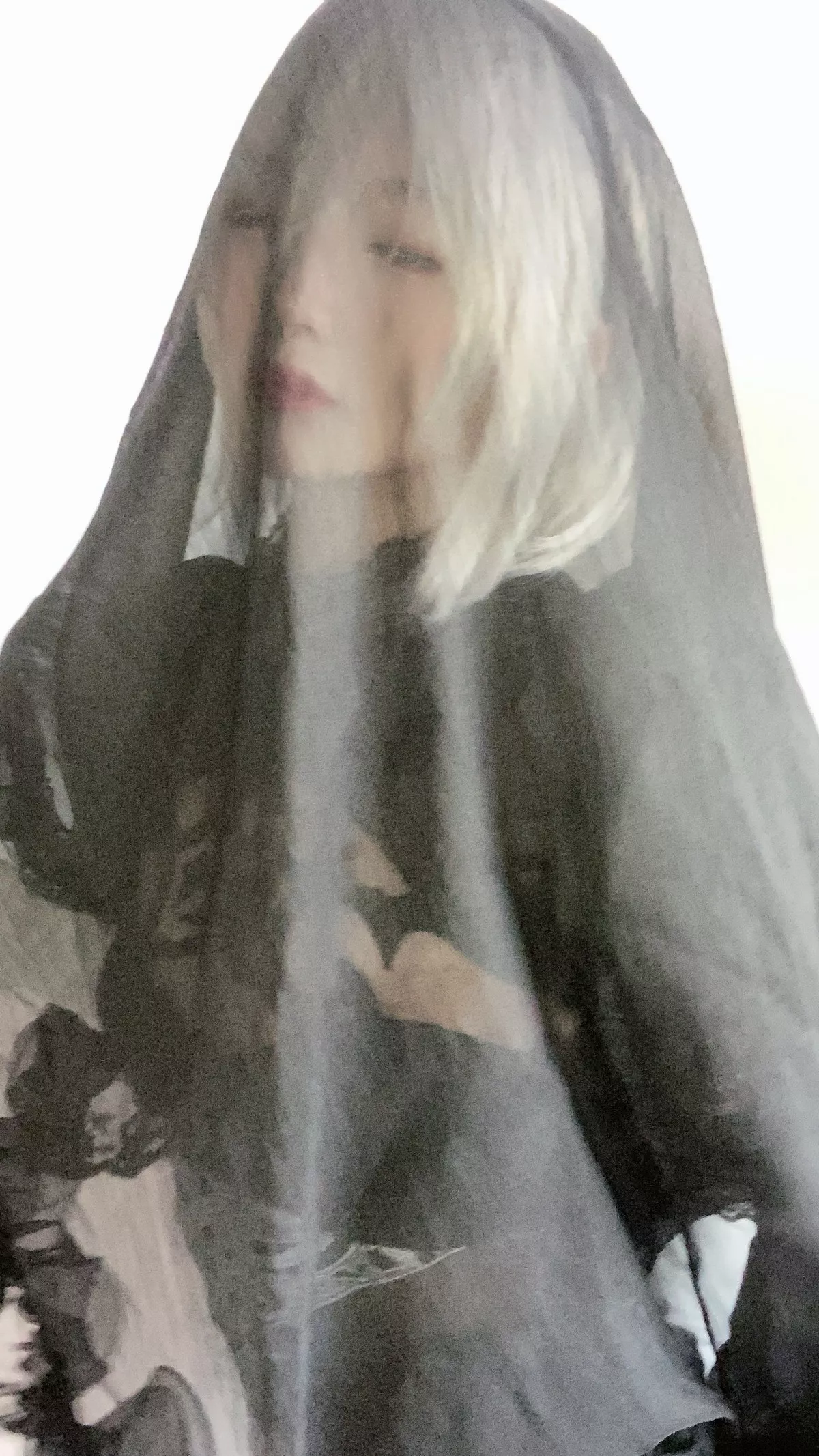 网络美女51酱2B黑婚纱主题性感婚纱配黑色情趣内衣蕾丝袜秀翘臀美腿诱惑写真53P