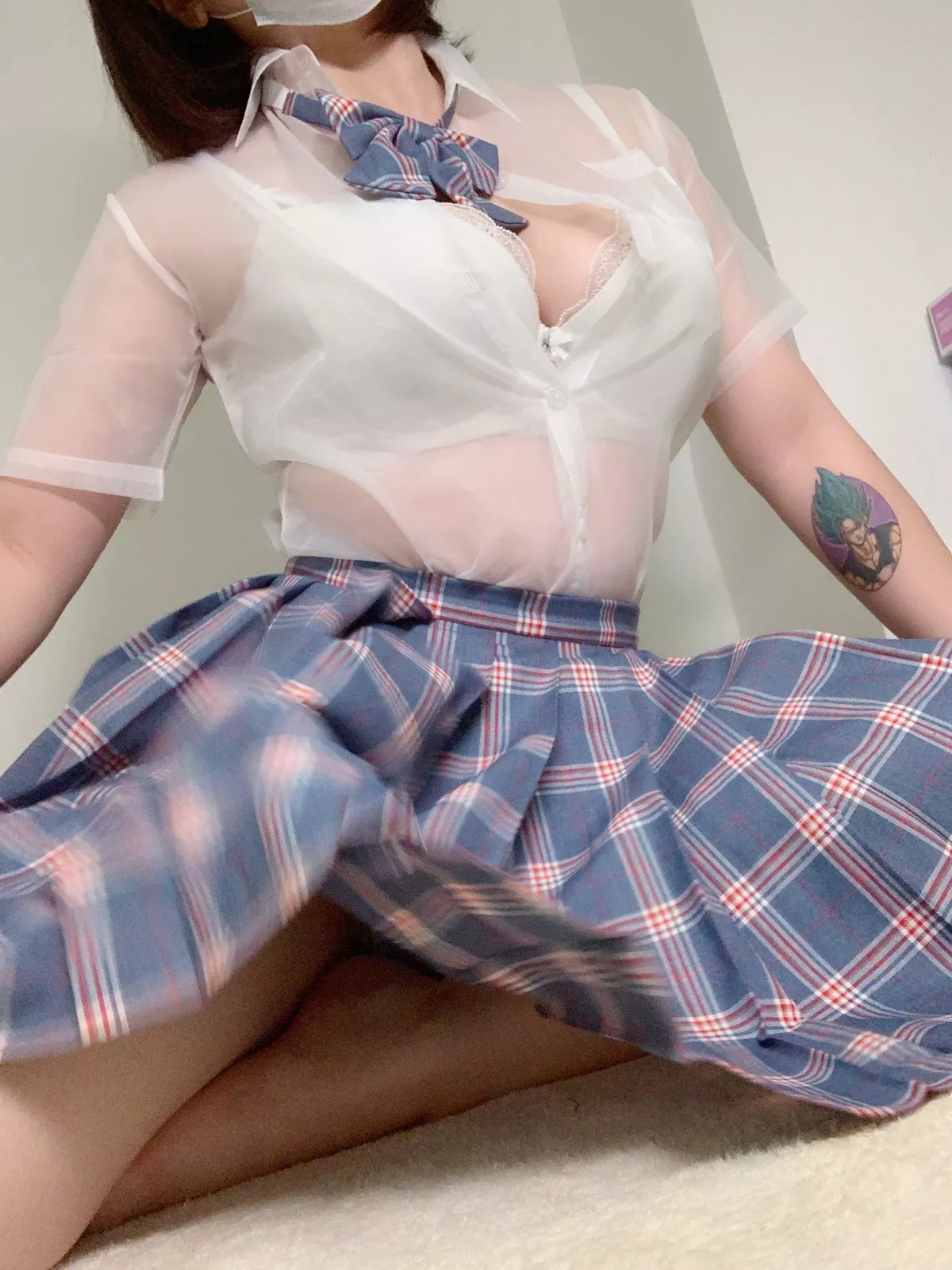 网络美女皮皮奶可可爱了啦JK透明制服主题私房性感格子短裙秀翘臀诱惑写真35P