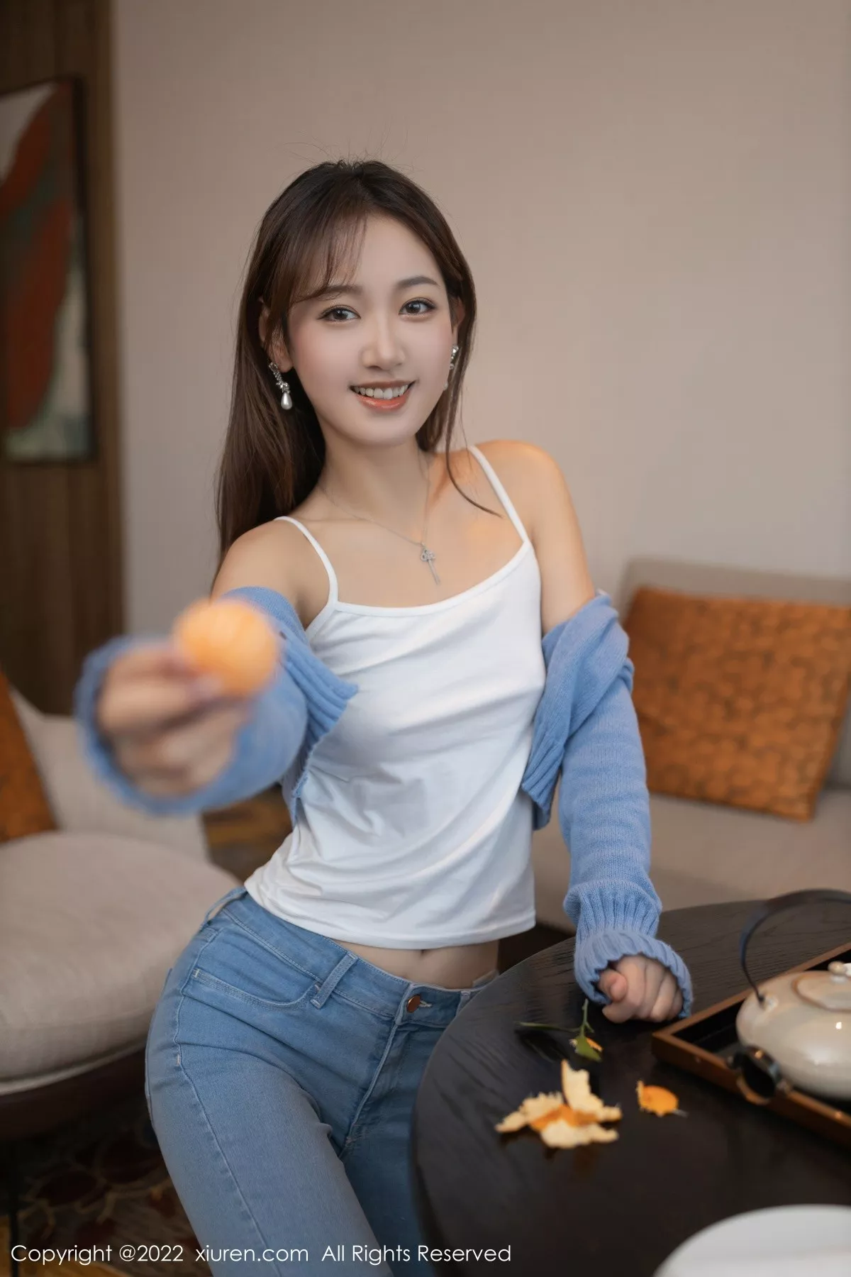 XiuRen第4582期_模特唐安琪小学妹角色扮演轻透白色上衣配牛仔裤性感迷人写真73P