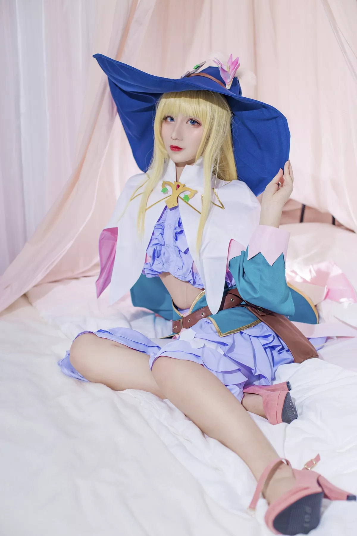 动漫博主九曲Jean迪昂主题私房半脱性感服饰露粉色上衣配黑色内裤诱惑写真39P
