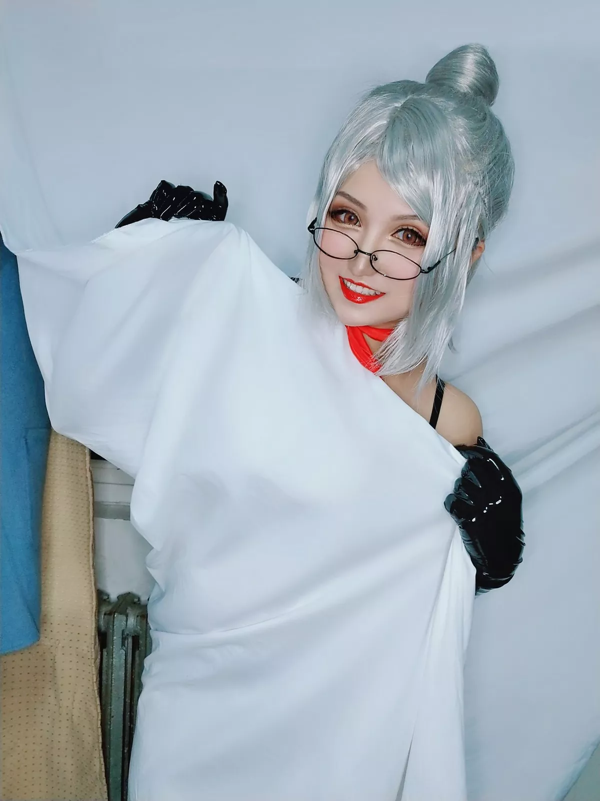 网络美女夏鸽鸽不想起床副会长内衣主题私房黑色蕾丝内衣秀豪乳翘臀诱惑写真22P