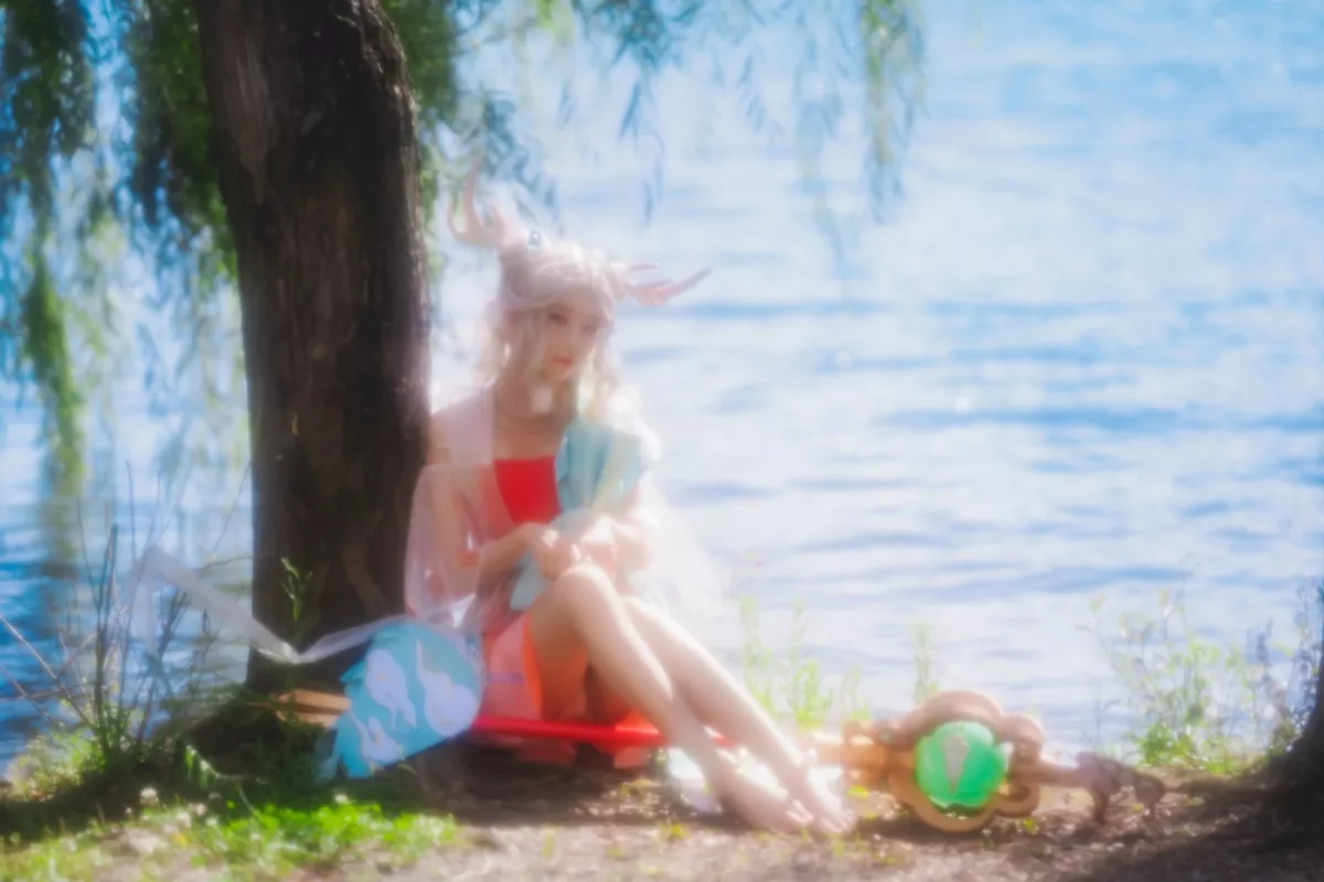 网络美女桜桃喵小鹿主题户外精灵小鹿装扮性感粉红短裙秀美腿迷人写真37P