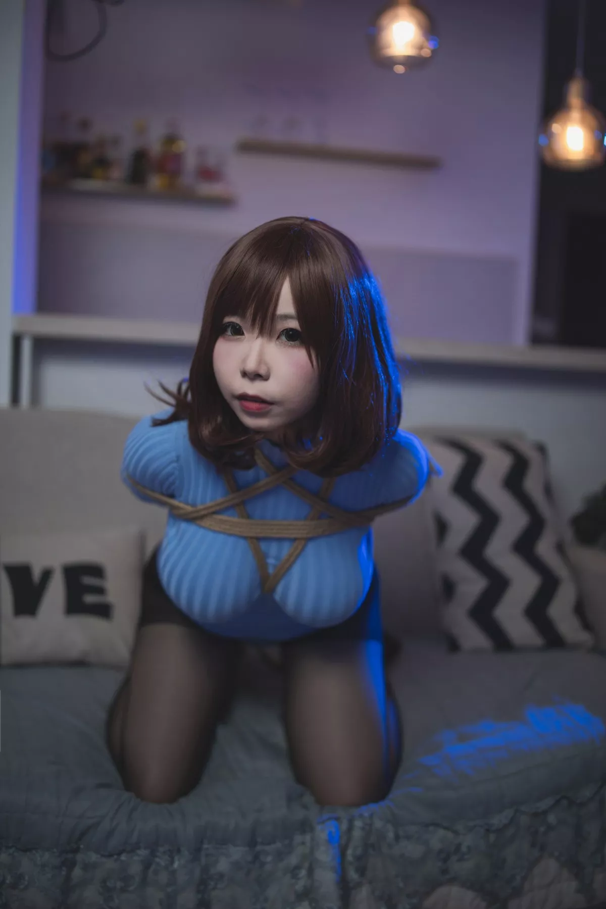 网络美女无颜小天使wy绳艺主题私房性感毛衣配破烂黑丝裤袜情趣捆绑诱惑写真42P