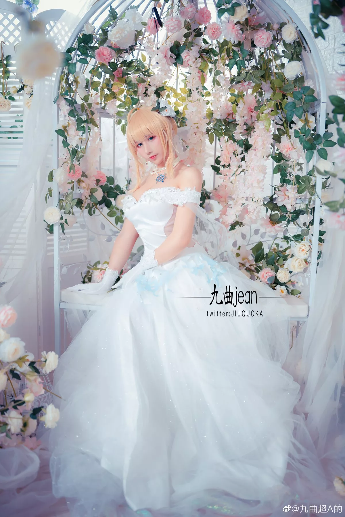 动漫博主九曲Jean-FGO主题私房性感多套服饰系列秀完美身材迷人诱惑写真167P