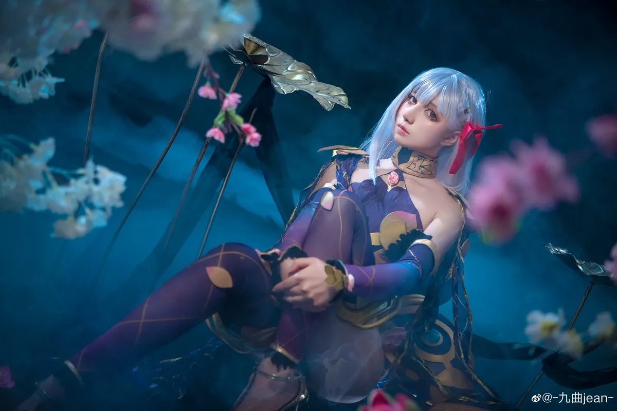 动漫博主九曲Jean-FGO主题私房性感多套服饰系列秀完美身材迷人诱惑写真167P