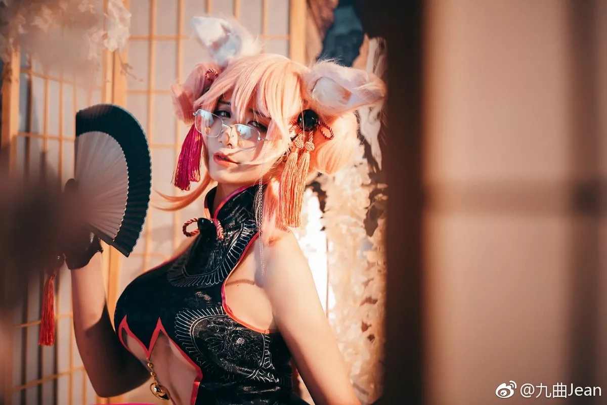 动漫博主九曲Jean-FGO主题私房性感多套服饰系列秀完美身材迷人诱惑写真167P