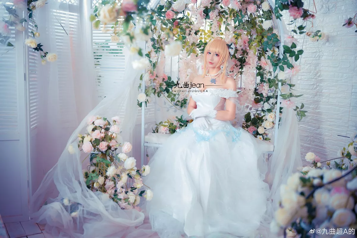 动漫博主九曲Jean-FGO主题私房性感多套服饰系列秀完美身材迷人诱惑写真167P