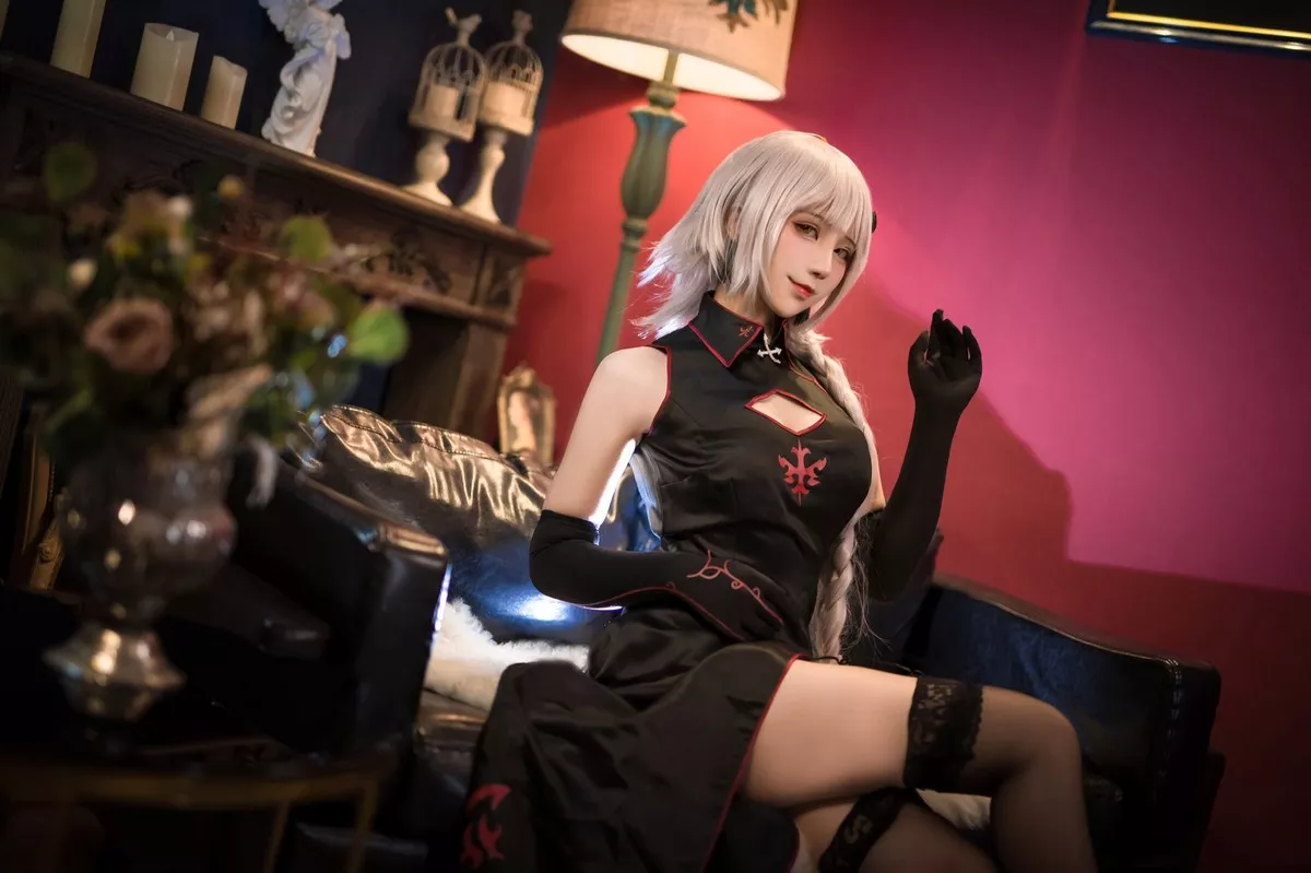 动漫博主九曲Jean-FGO主题私房性感多套服饰系列秀完美身材迷人诱惑写真167P