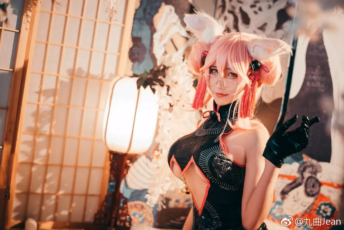 动漫博主九曲Jean-FGO主题私房性感多套服饰系列秀完美身材迷人诱惑写真167P