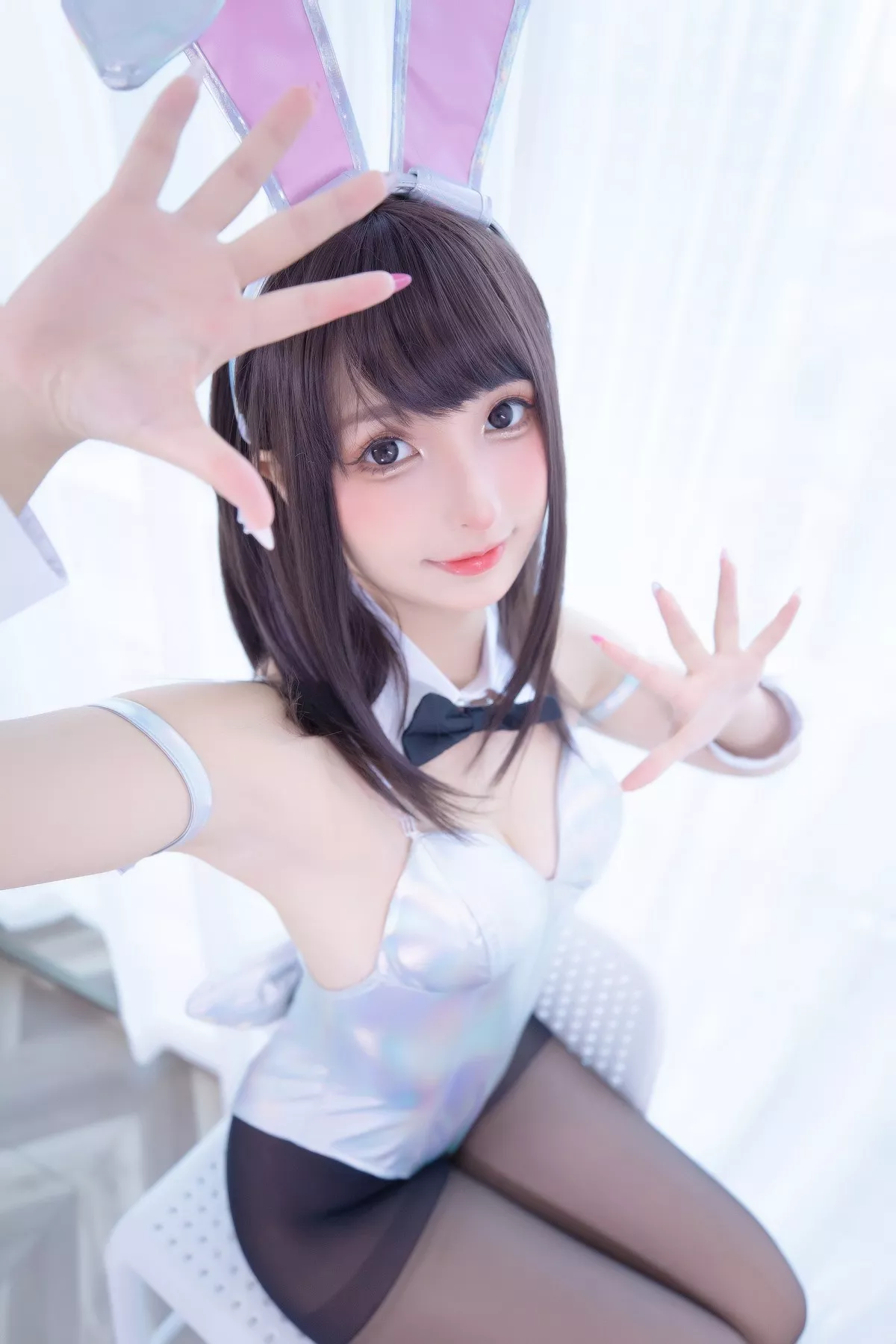 萝莉美女神楽坂真冬兔女郎与钢管主题低胸连体衣配黑丝裤袜秀完美身材诱惑写真150P