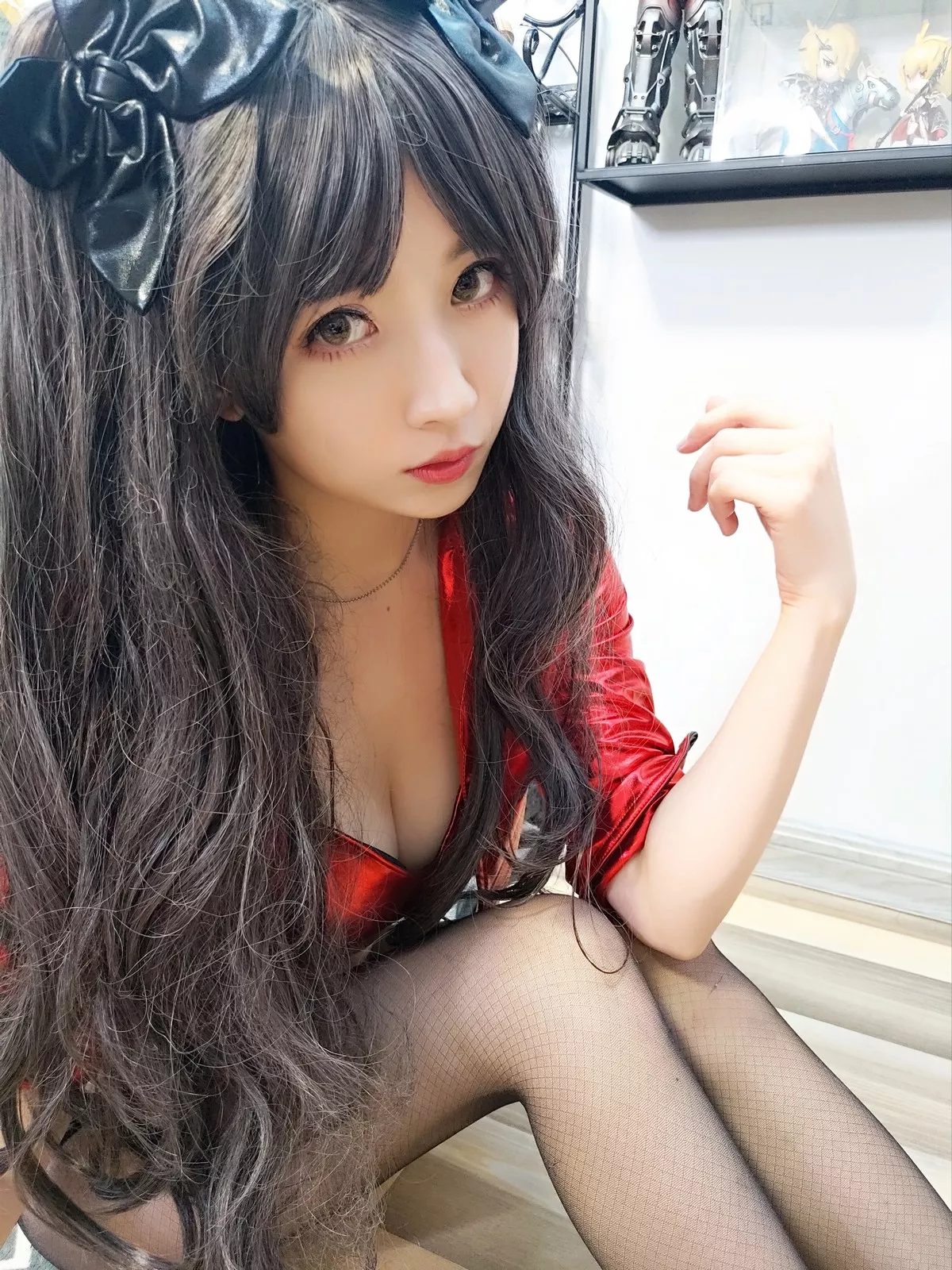 斗鱼主播小女巫露娜远坂凛cos主题私房性感皮质服饰配黑丝裤袜秀美腿诱惑写真30P