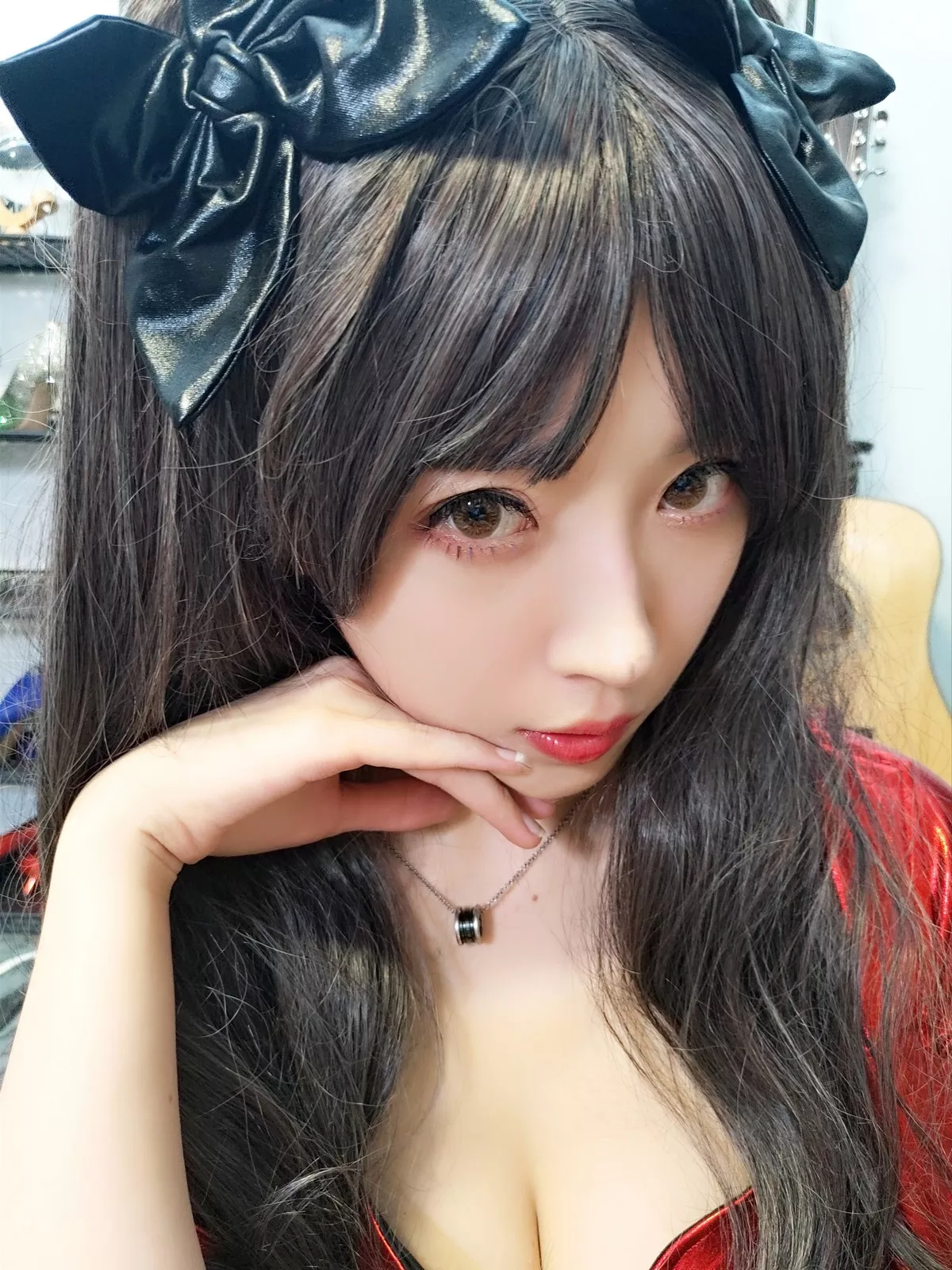 斗鱼主播小女巫露娜远坂凛cos主题私房性感皮质服饰配黑丝裤袜秀美腿诱惑写真30P