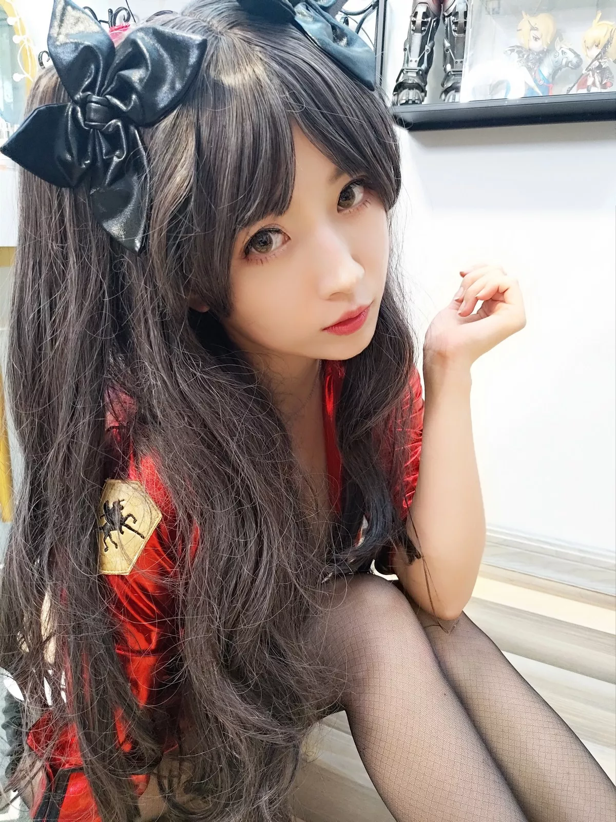 斗鱼主播小女巫露娜远坂凛cos主题私房性感皮质服饰配黑丝裤袜秀美腿诱惑写真30P
