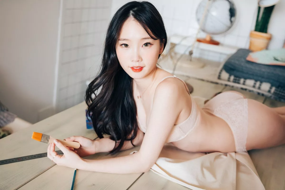 韩国美女Assistant私房服饰主题性感粉色高叉连体衣+肉色蕾丝内衣完美诱惑写真64P