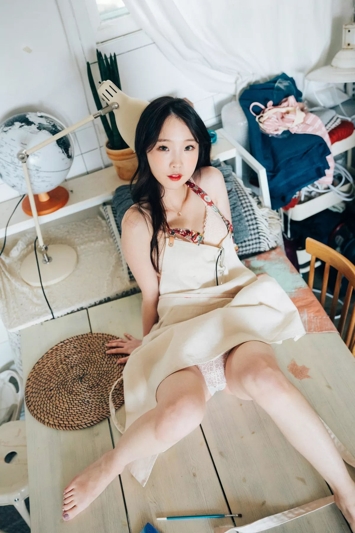 韩国美女Assistant私房服饰主题性感粉色高叉连体衣+肉色蕾丝内衣完美诱惑写真64P