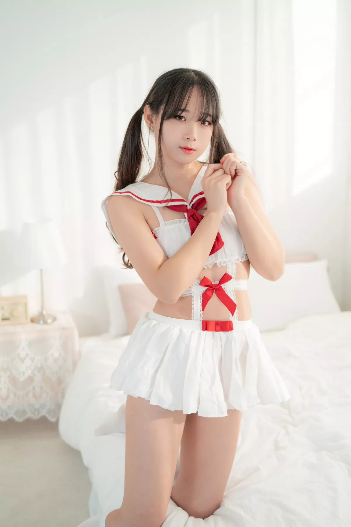 韩国美女LUPPI水手制服主题私房半截水手服+黑色薄纱配黑丝袜迷人诱惑写真128P
