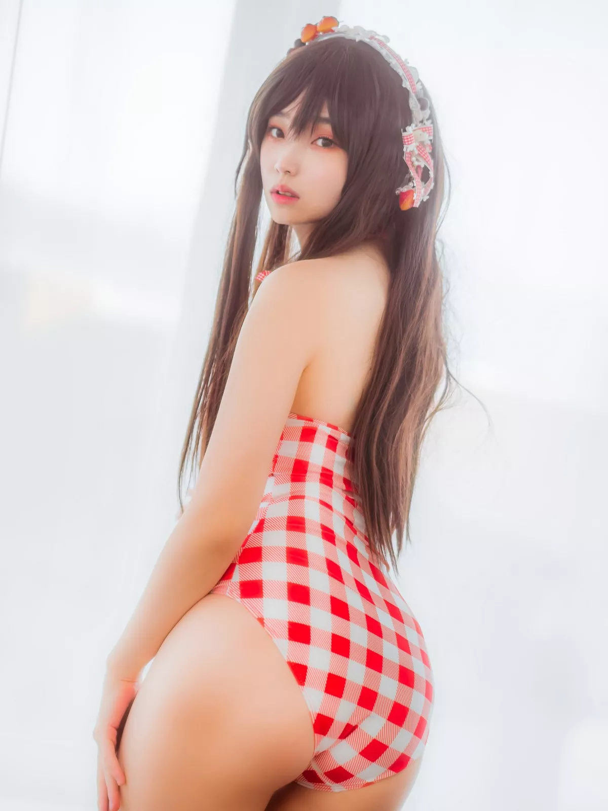 韩国美女Bambi格子半身裙主题私房性感红色格子服饰秀丰满身材迷人诱惑写真61P