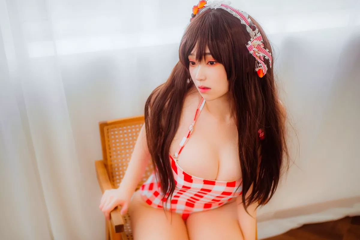 韩国美女Bambi格子半身裙主题私房性感红色格子服饰秀丰满身材迷人诱惑写真61P