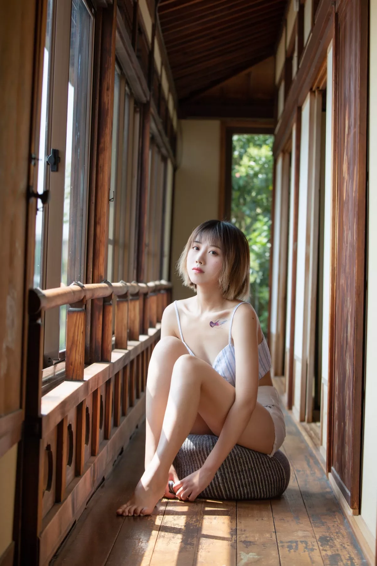次元少女念雪ww六月间事主题日本旅拍系列户外性感JK制服+和服迷人诱惑写真100P