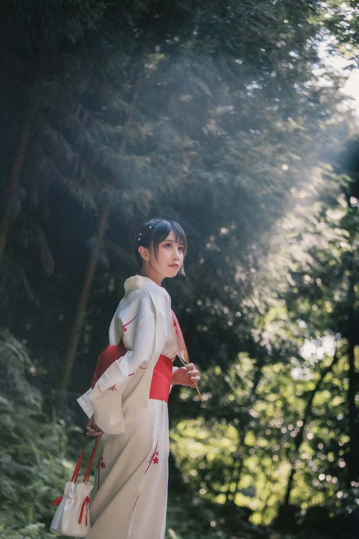 次元少女念雪ww六月间事主题日本旅拍系列户外性感JK制服+和服迷人诱惑写真100P