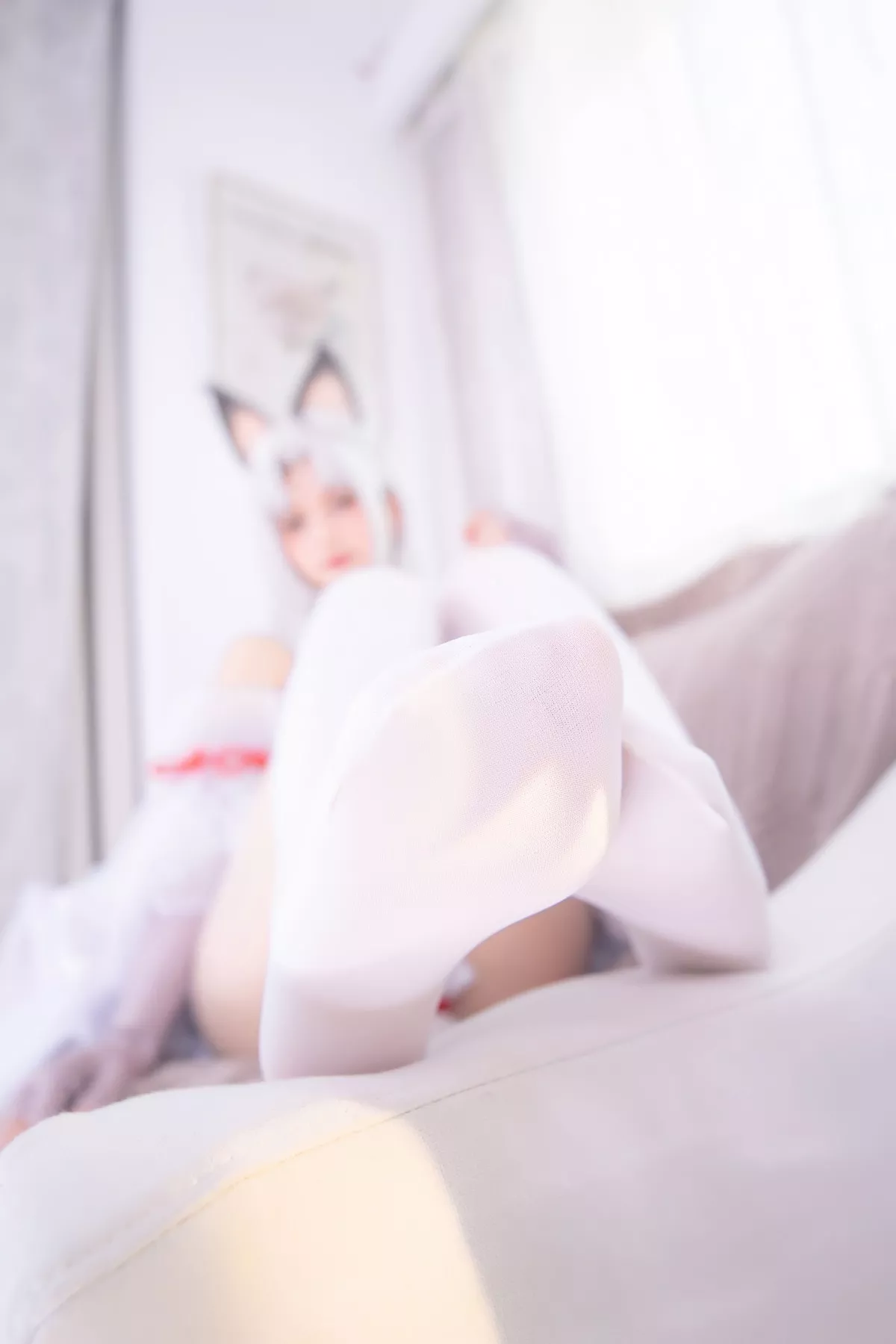 萝莉美女神楽坂真冬白丝胡桃主题私房性感狐狸装扮白丝袜秀美腿玉足性感写真75P