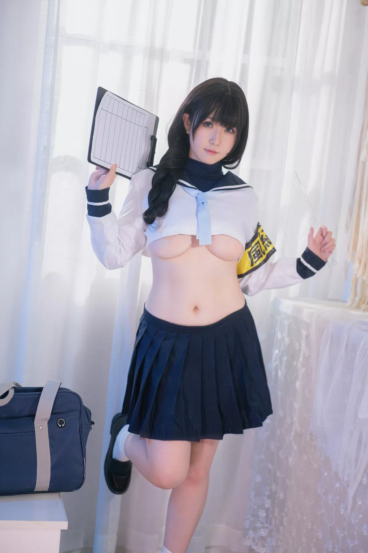 微肉感萌妹是本末末风纪委员主题私房脱学生装露性感三点式内衣撩人诱惑写真32P