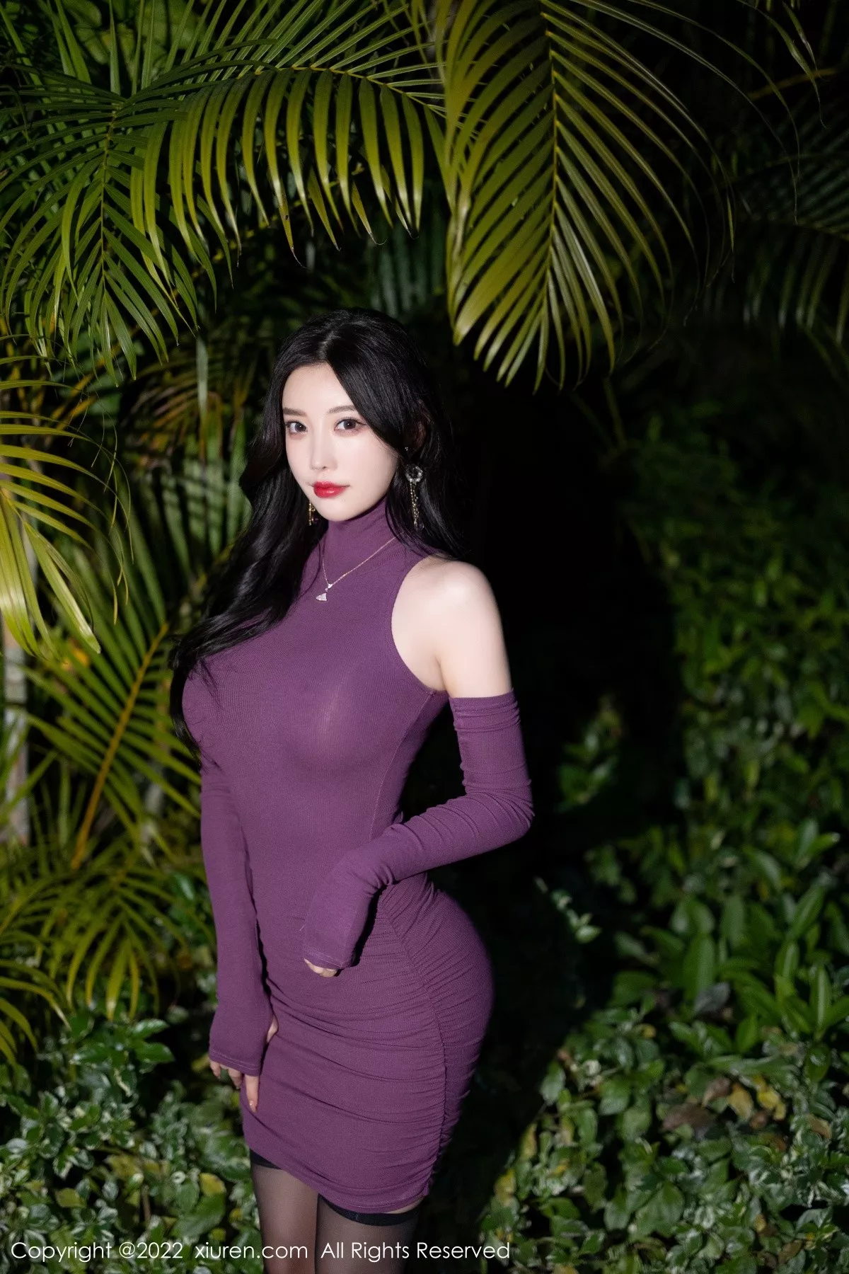 XiuRen第4989期_女神杨晨晨Yome私房浴室紫色连衣短裙真空秀完美身材诱惑写真87P