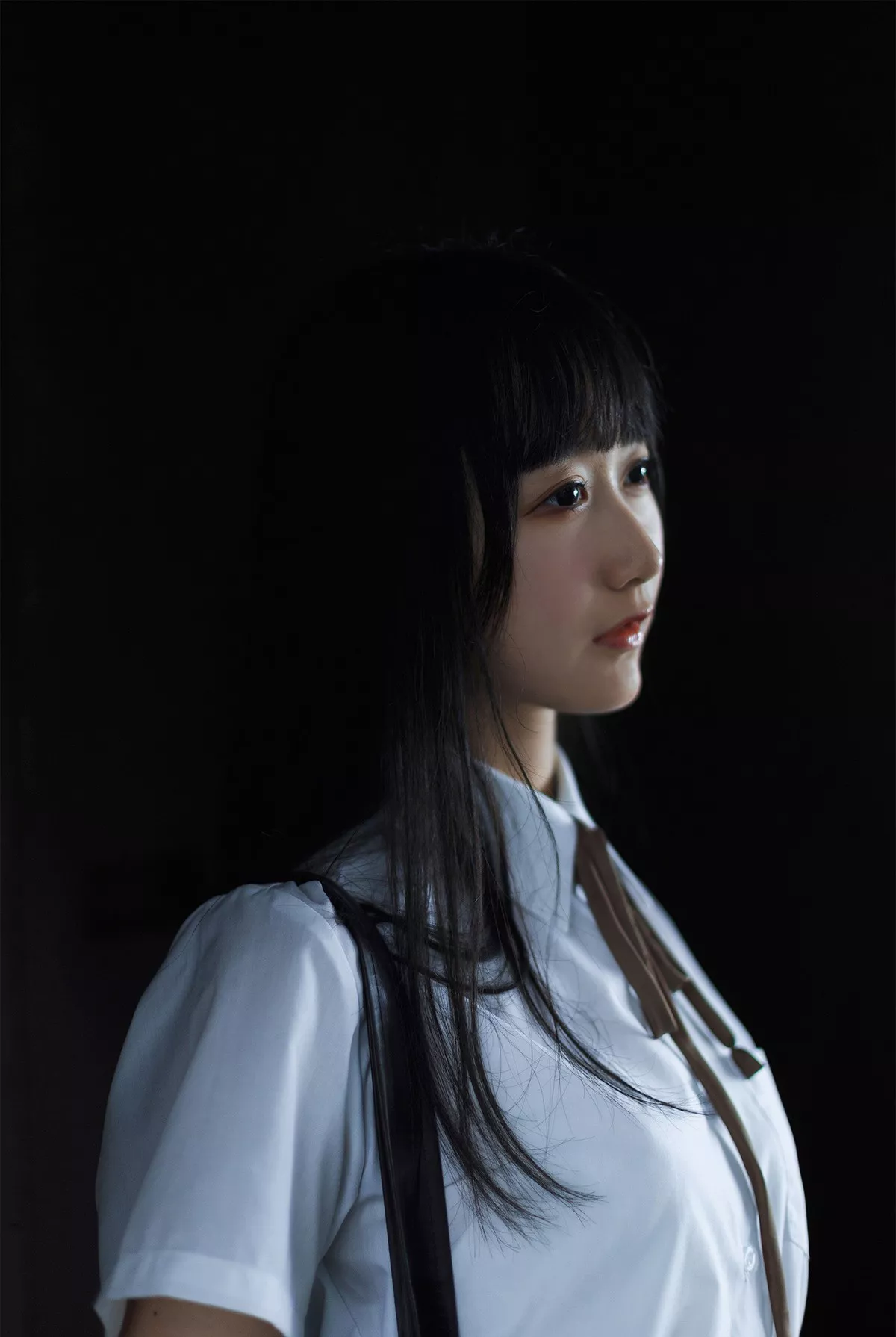 萌系小姐姐木绵绵OwO白裙JK主题户外性感白色短T配百褶裙秀美腿迷人写真35P