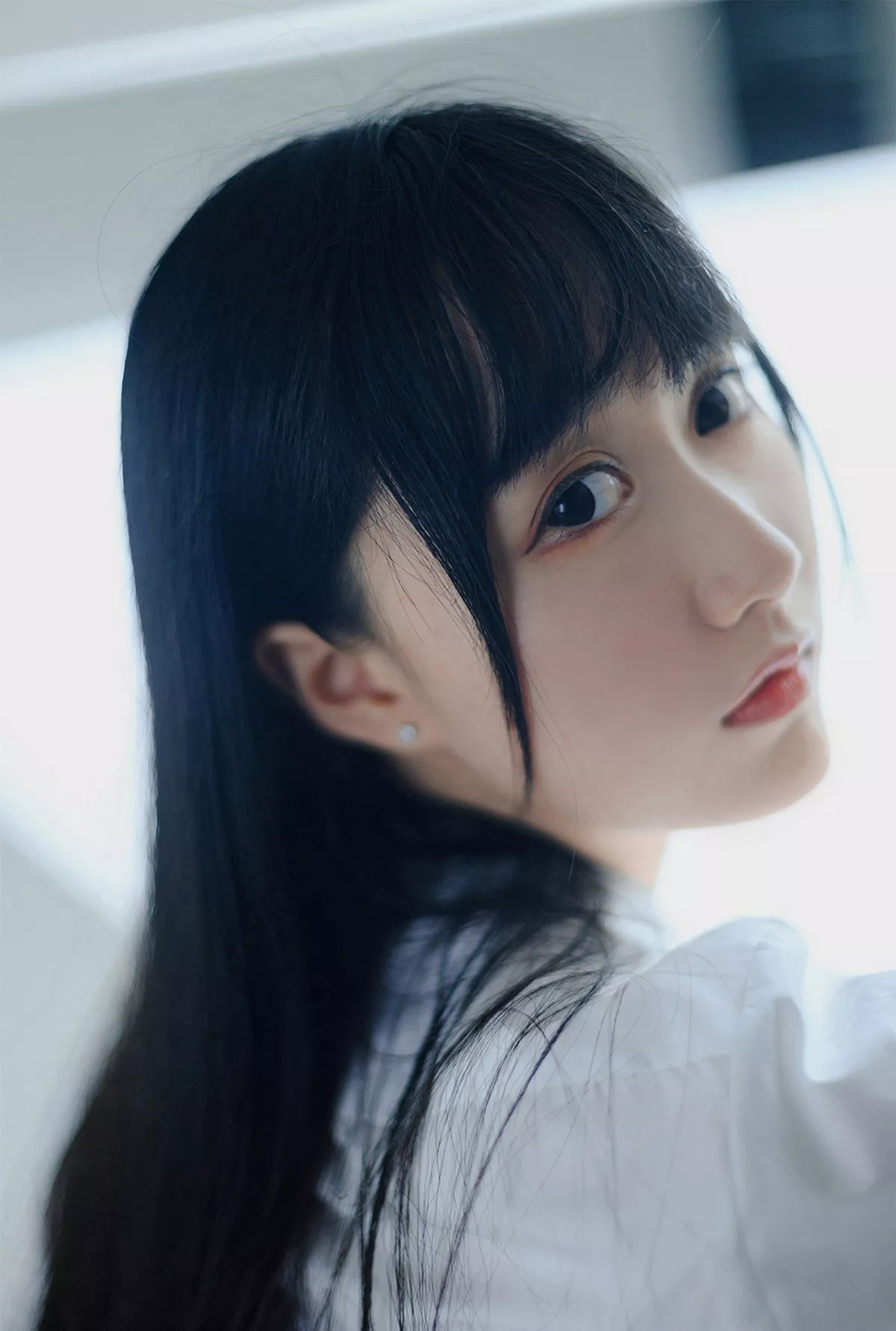 萌系小姐姐木绵绵OwO白裙JK主题户外性感白色短T配百褶裙秀美腿迷人写真35P