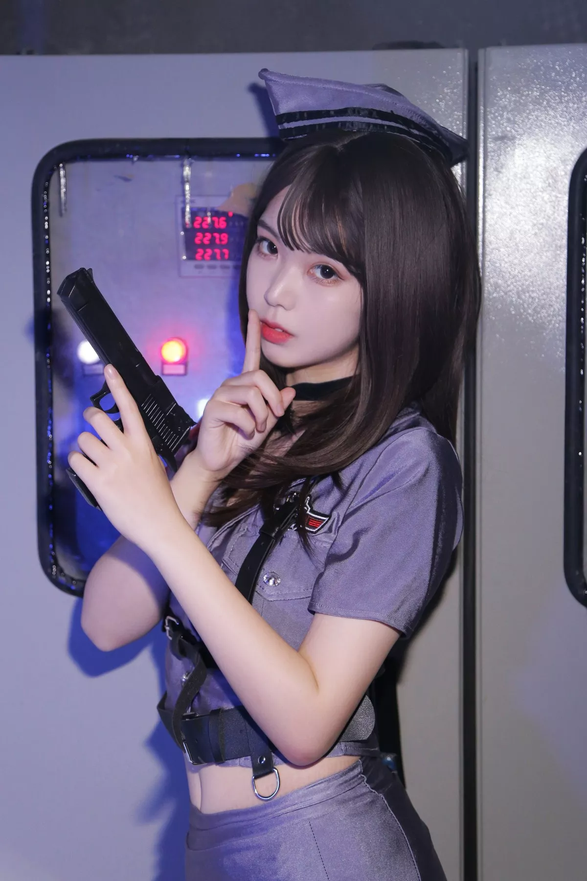 微博妹子Fushii_海堂极探侦道主题户外性感女警制服短裙配白丝袜完美诱惑写真31P