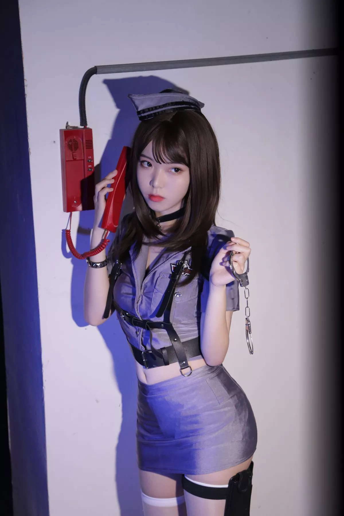 微博妹子Fushii_海堂极探侦道主题户外性感女警制服短裙配白丝袜完美诱惑写真31P
