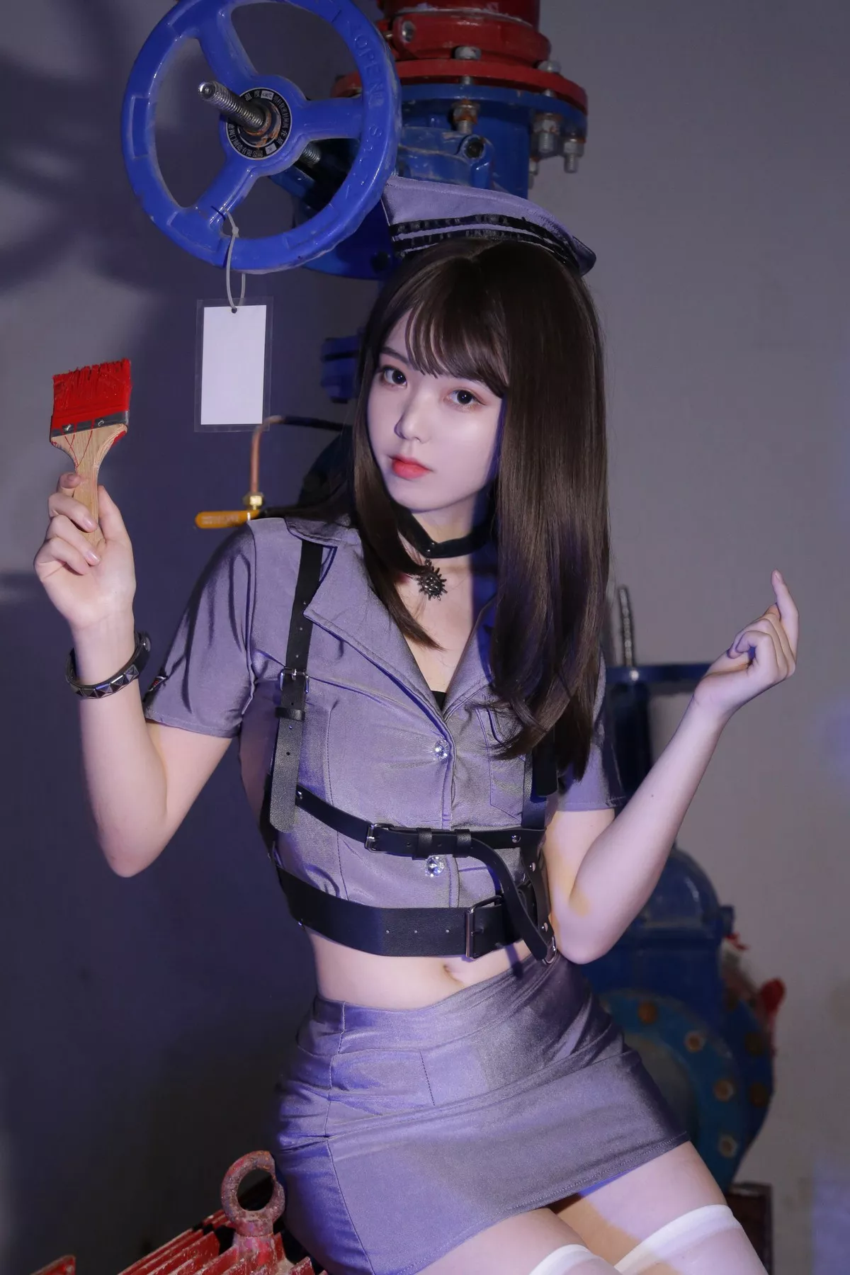微博妹子Fushii_海堂极探侦道主题户外性感女警制服短裙配白丝袜完美诱惑写真31P