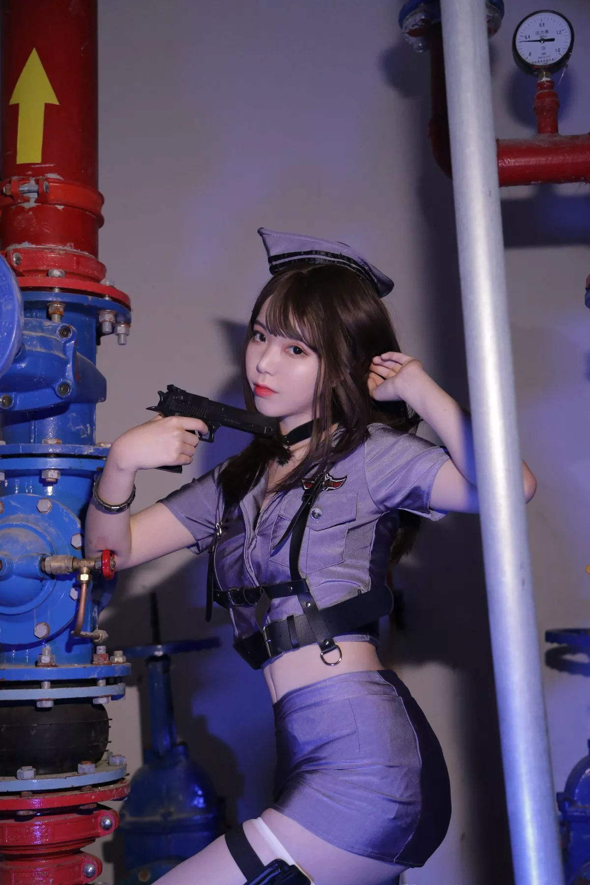 微博妹子Fushii_海堂极探侦道主题户外性感女警制服短裙配白丝袜完美诱惑写真31P