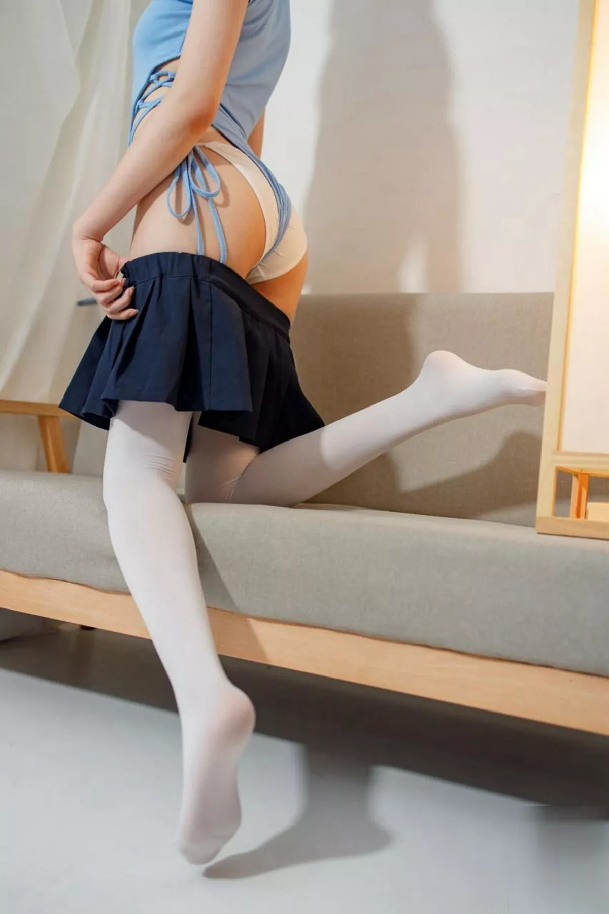 萝莉写真机构森萝财团短裙白丝主题脱黑短裙露性感白色内裤秀翘臀美腿诱惑写真68P