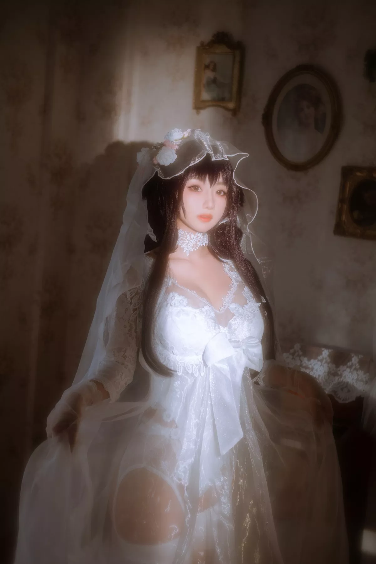 白嫩美少女鬼畜瑶在不在婚纱主题私房性感纯白薄透婚纱秀惹火身材诱惑写真38P