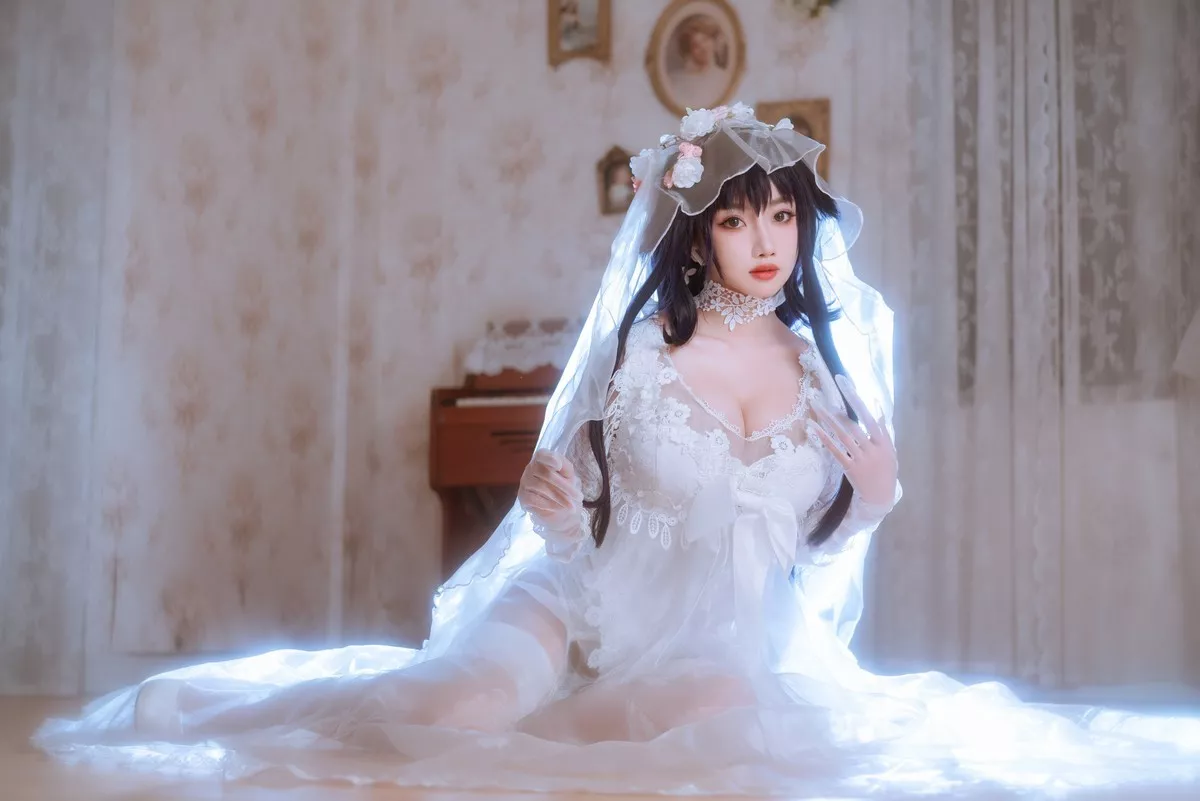 白嫩美少女鬼畜瑶在不在婚纱主题私房性感纯白薄透婚纱秀惹火身材诱惑写真38P