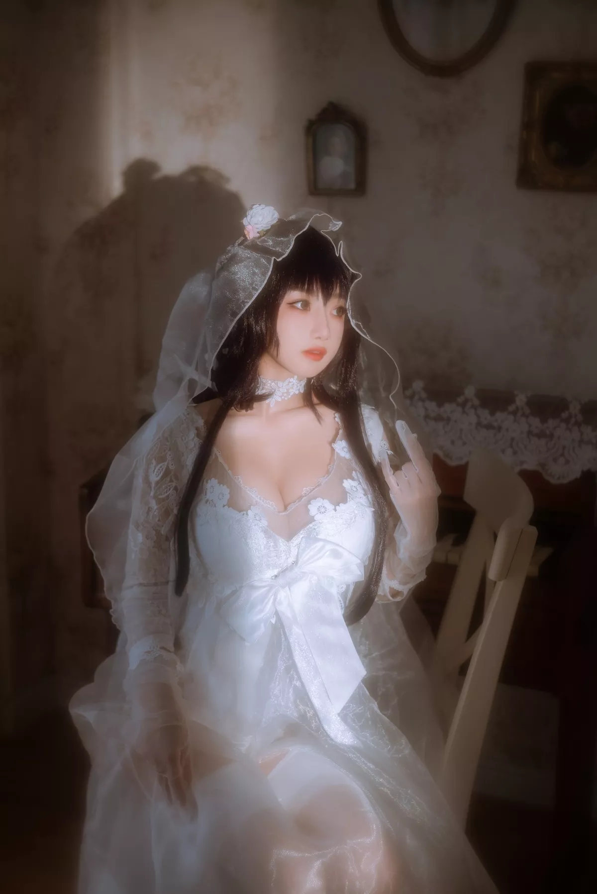 白嫩美少女鬼畜瑶在不在婚纱主题私房性感纯白薄透婚纱秀惹火身材诱惑写真38P