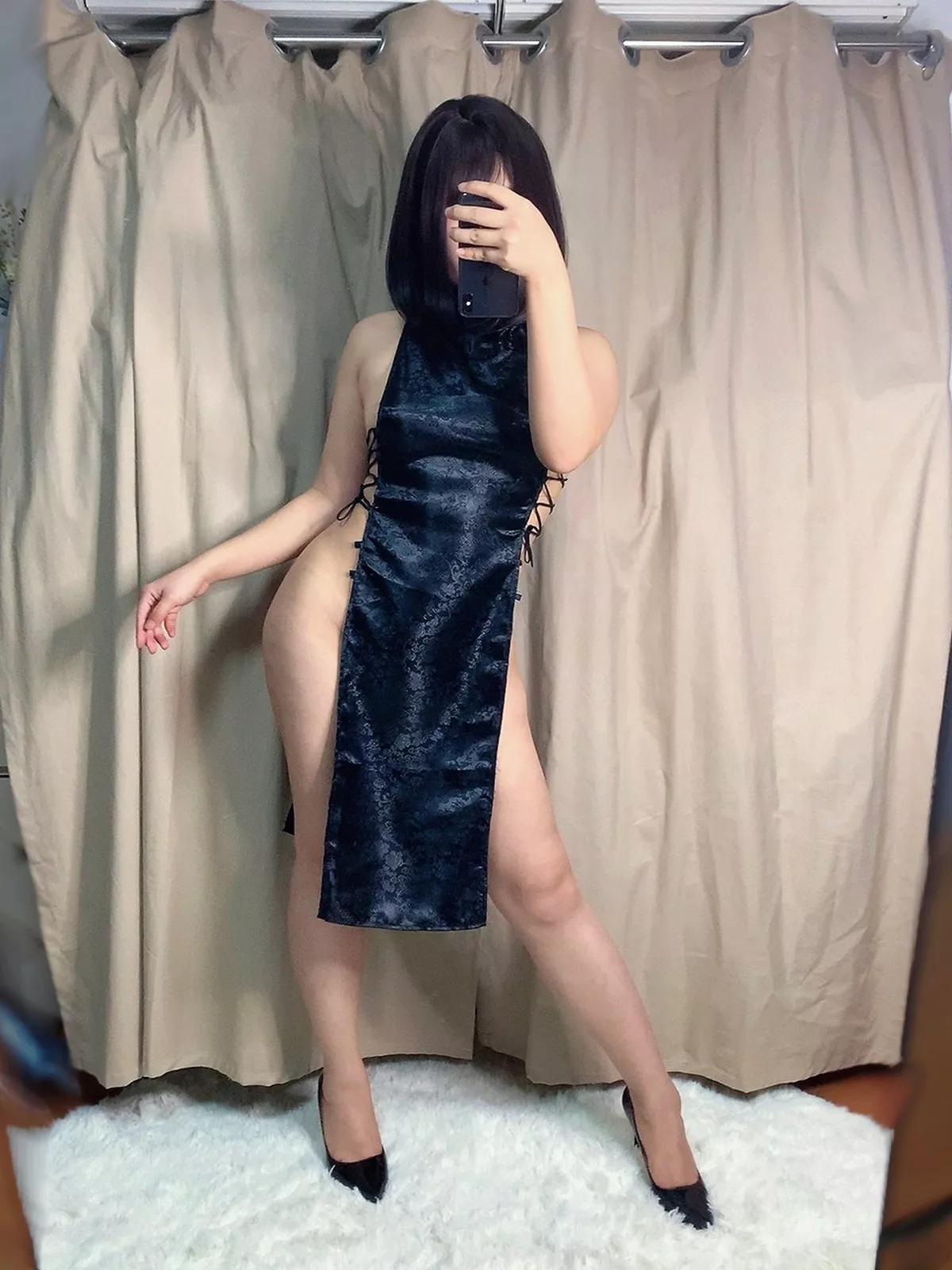 网络美女柘烟_Zuken虎年春节特典主题私房性感旗袍配开档黑丝撩人诱惑写真59P