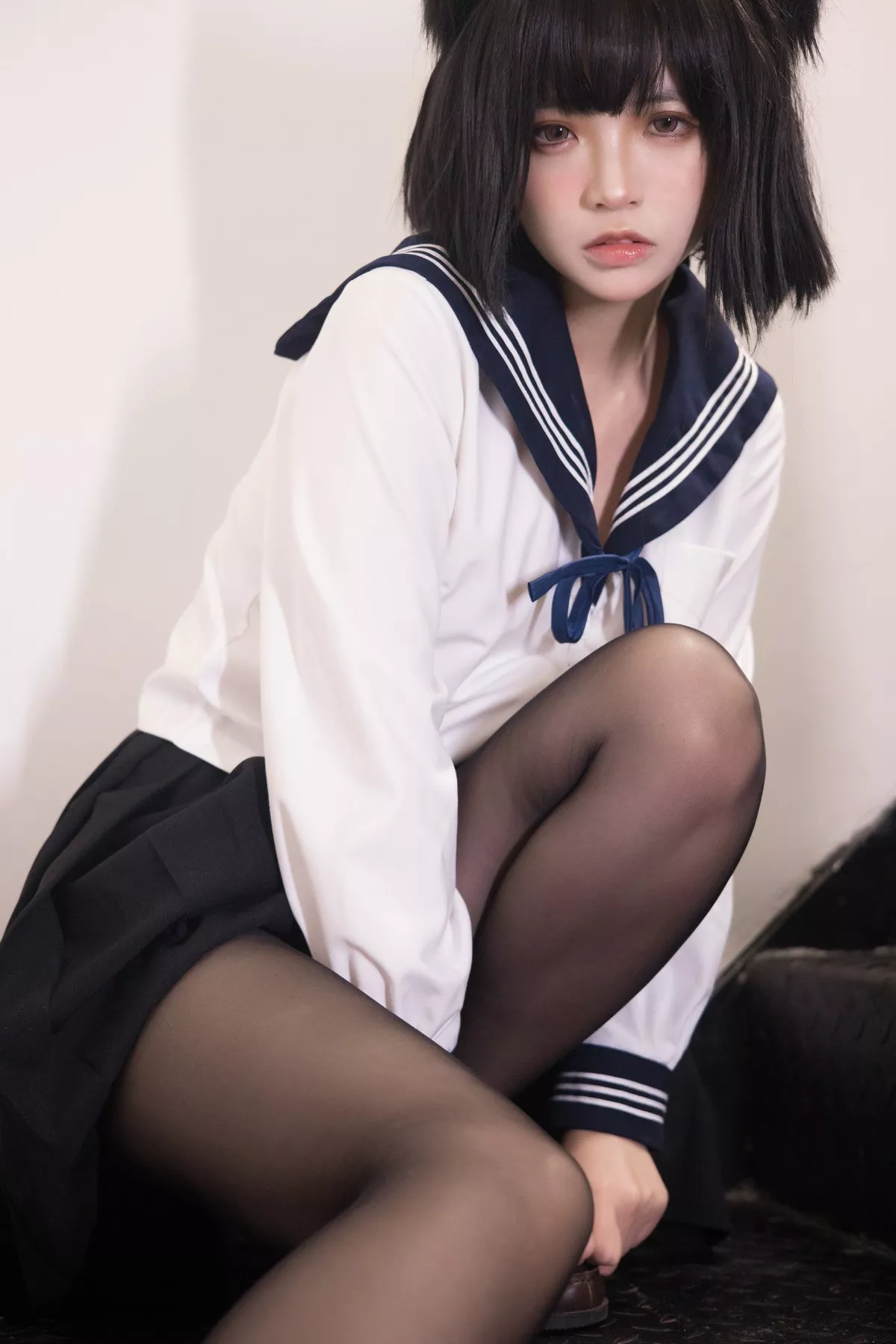 网络美女疯猫ss制服少女主题私房性感学生制服下超薄黑丝裤袜秀美腿诱惑写真80P
