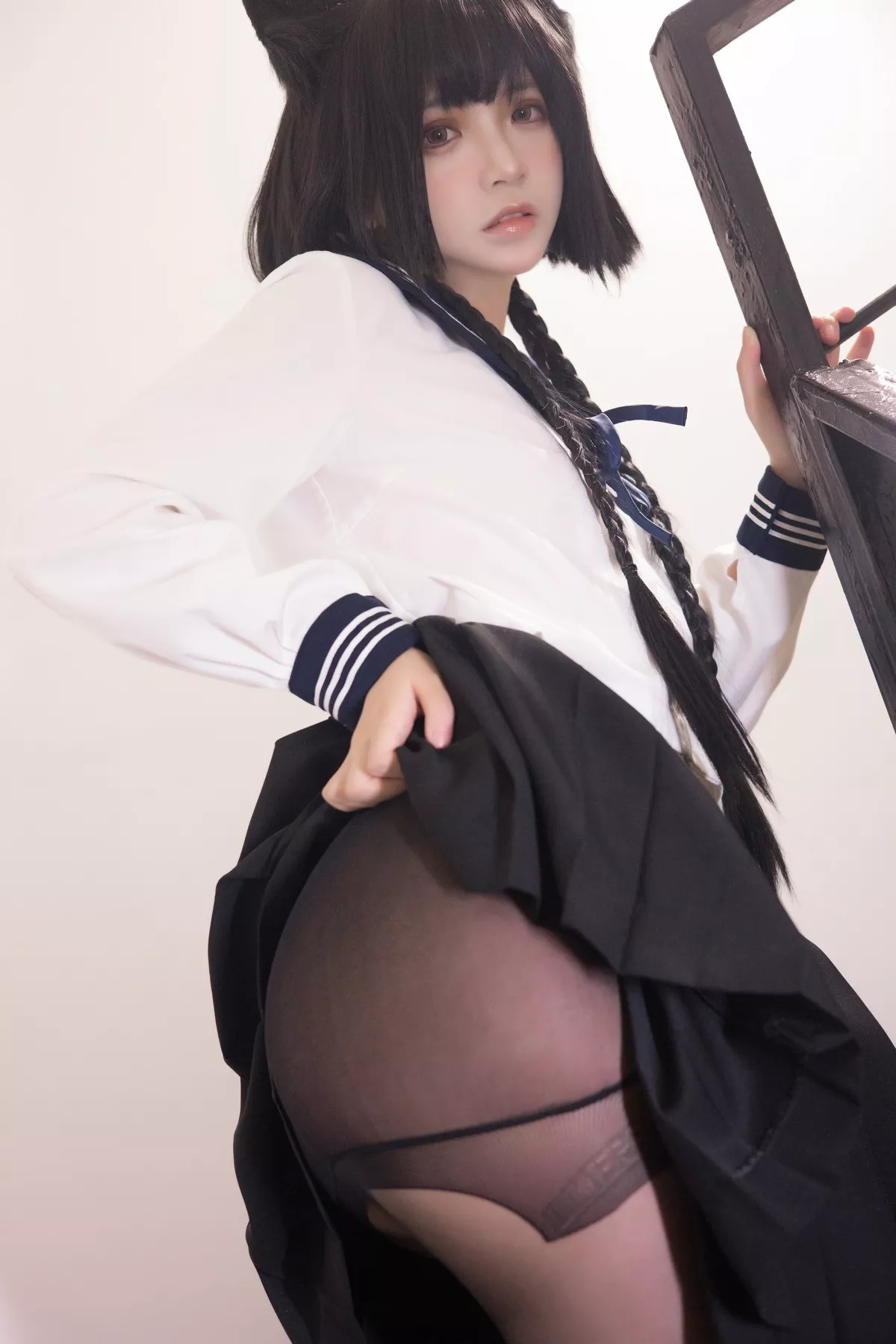 网络美女疯猫ss制服少女主题私房性感学生制服下超薄黑丝裤袜秀美腿诱惑写真80P