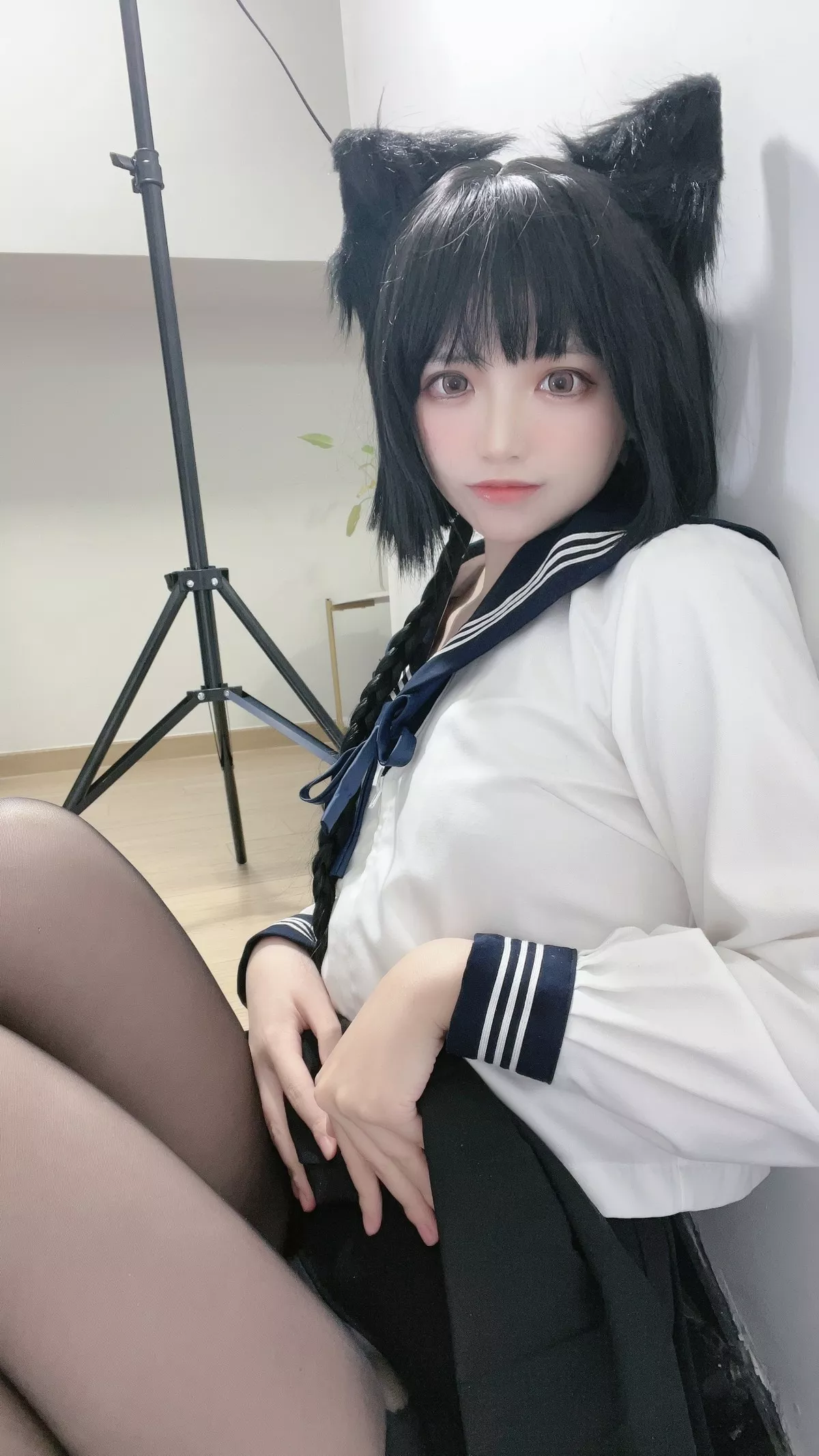 网络美女疯猫ss制服少女主题私房性感学生制服下超薄黑丝裤袜秀美腿诱惑写真80P