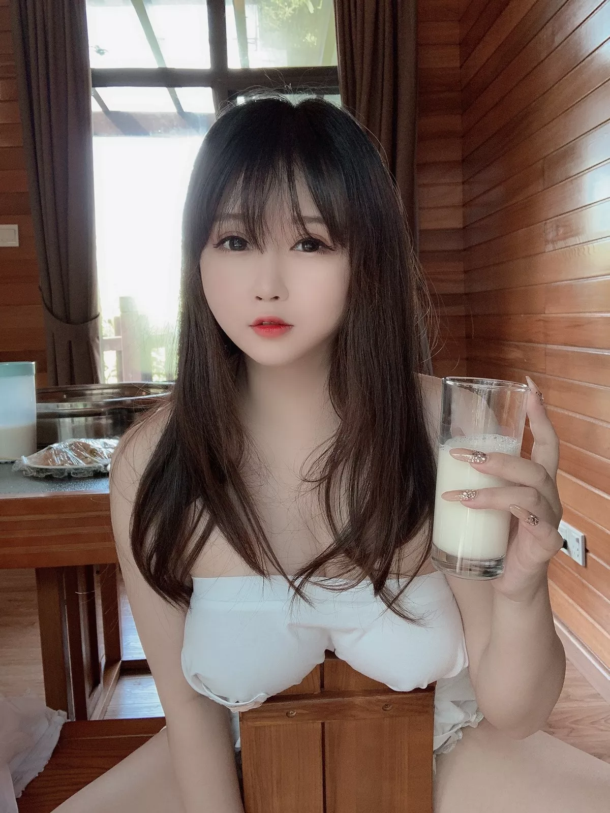 蜜桃少女是依酱呀夏日主题私房性感白色薄透情趣内衣秀完美身材惹火诱惑写真50P